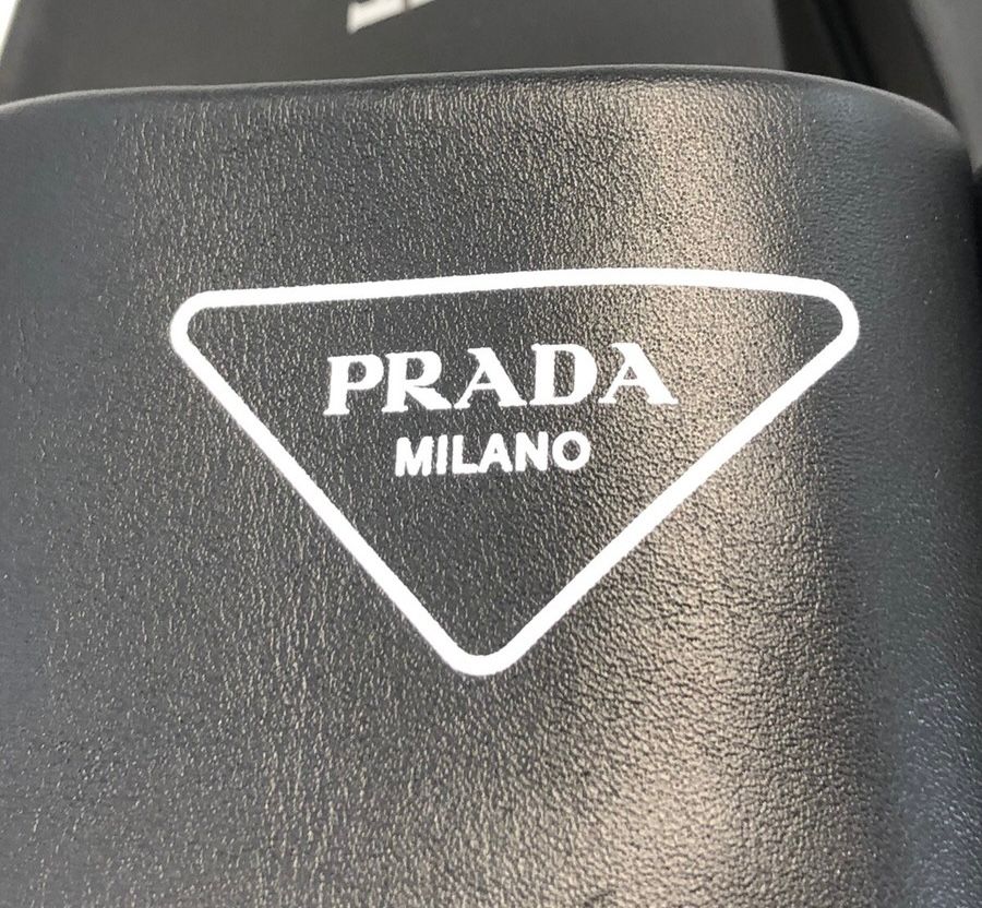 Sandalias Prada