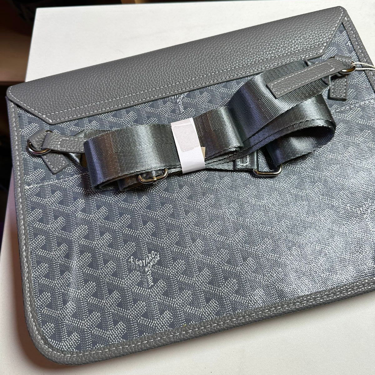 MALETÍN PORTA NOTEBOOK GOYARD GRIS